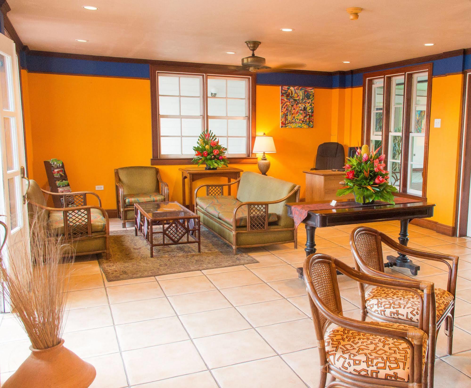ג'ורג'טאון Cara Lodge Hotel מראה חיצוני תמונה